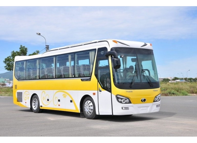 Xe 30 chỗ Thaco Town